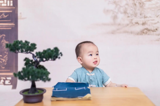 泗阳三个月宝宝抬头不稳